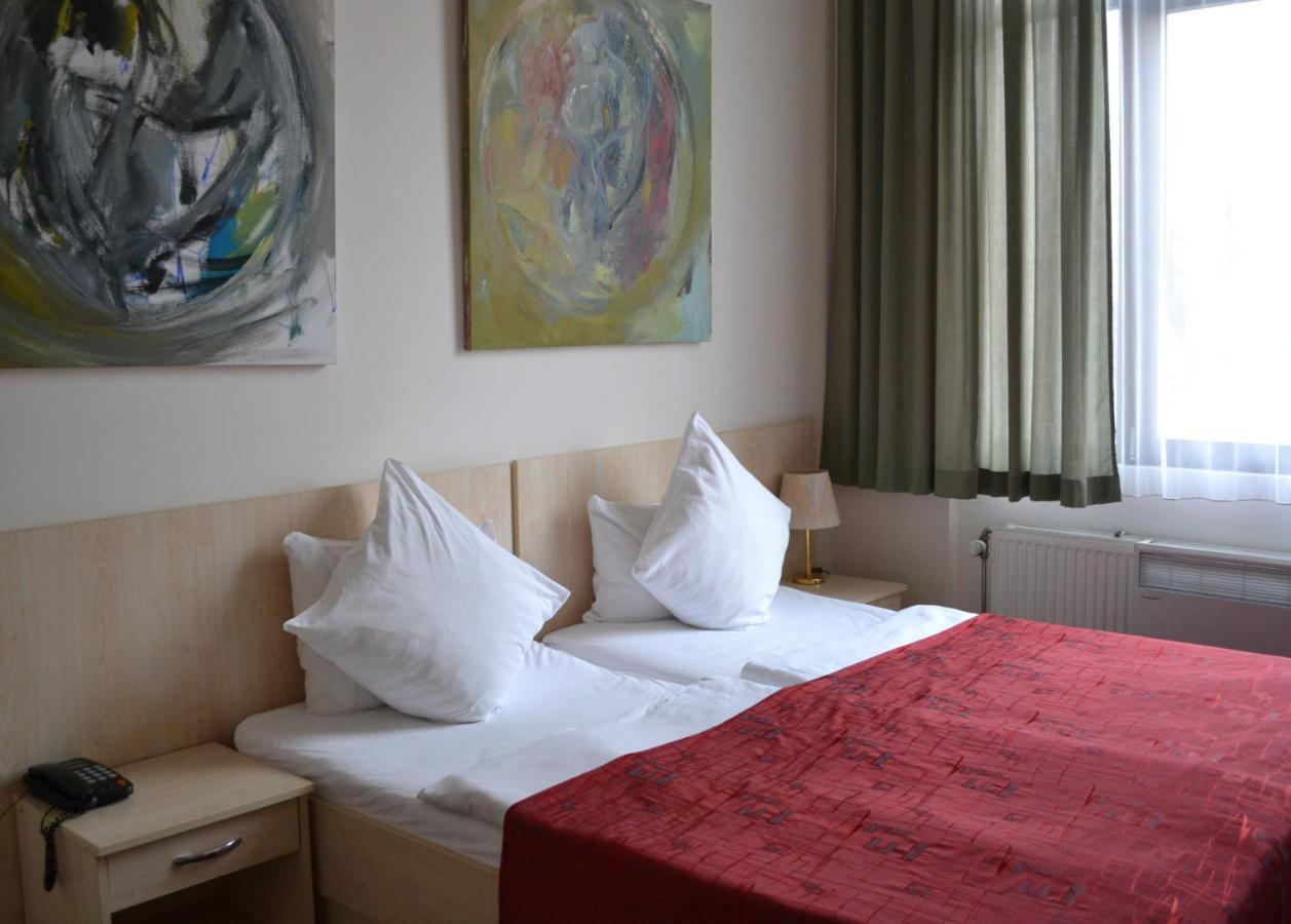 Berlin Art Hotel Ghiumri Exterior foto